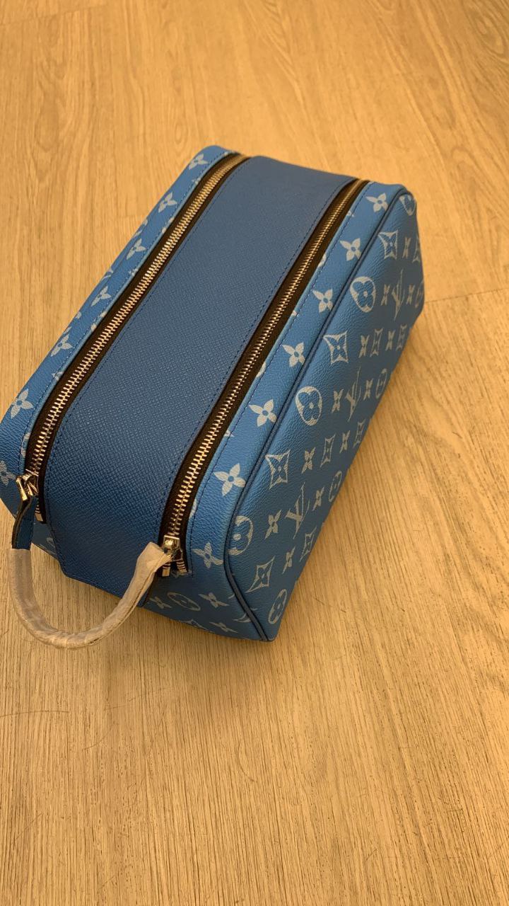 Dopp Kit with Silver-color hardware - Image 9