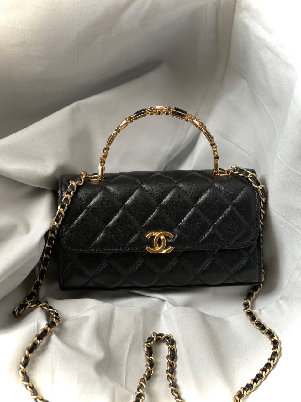 Chanel Lambskin Enamel Quilted Top Handle Flap Phone Holder With Chain